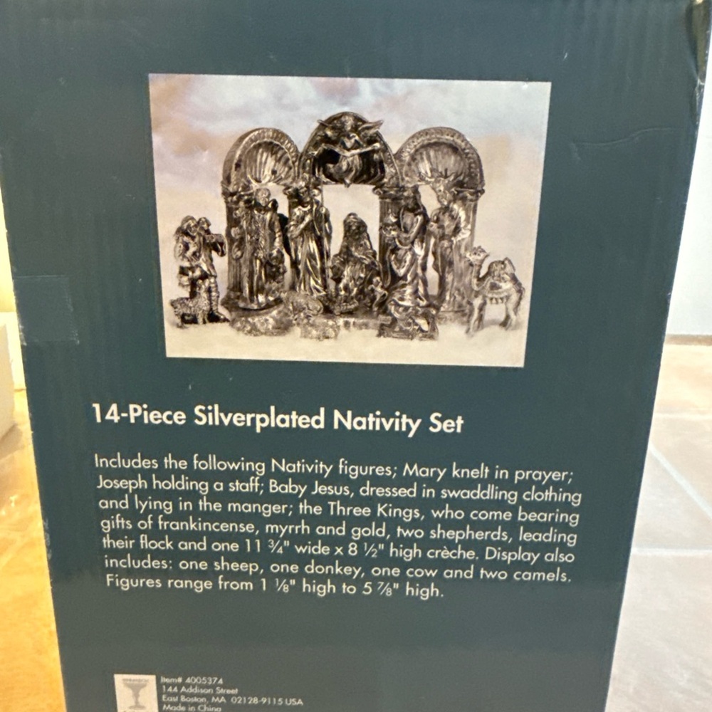 Towle Silver Nativity Set - Picture 3 of 5